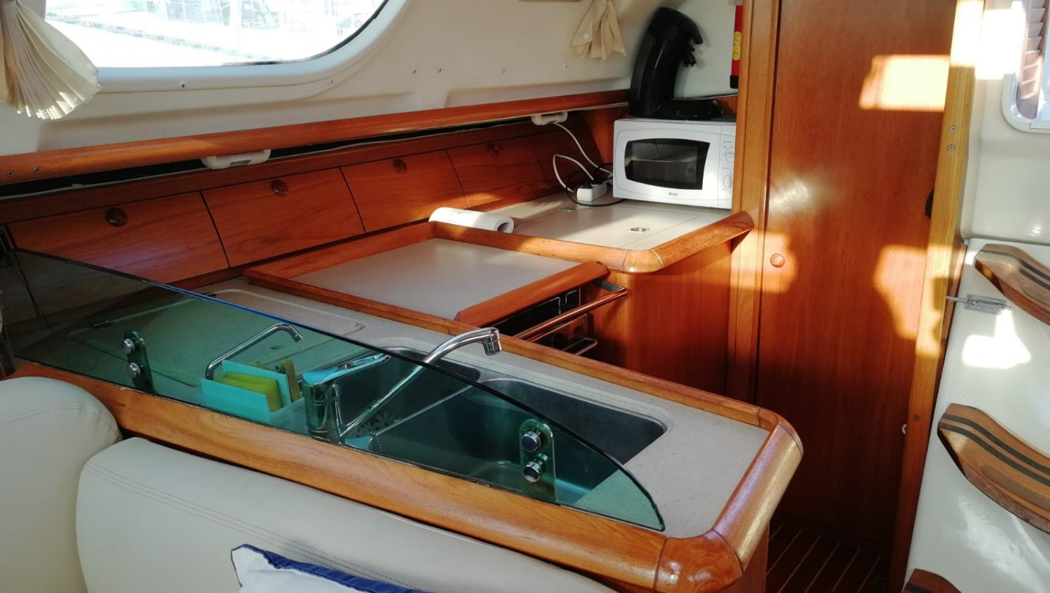 slider 11 Jeanneau Sun Odyssey 40 DS